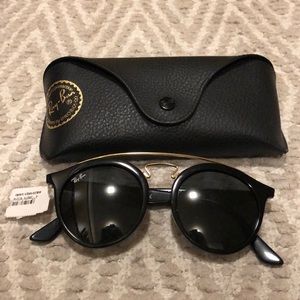 New Gatsby black and gold ray bans